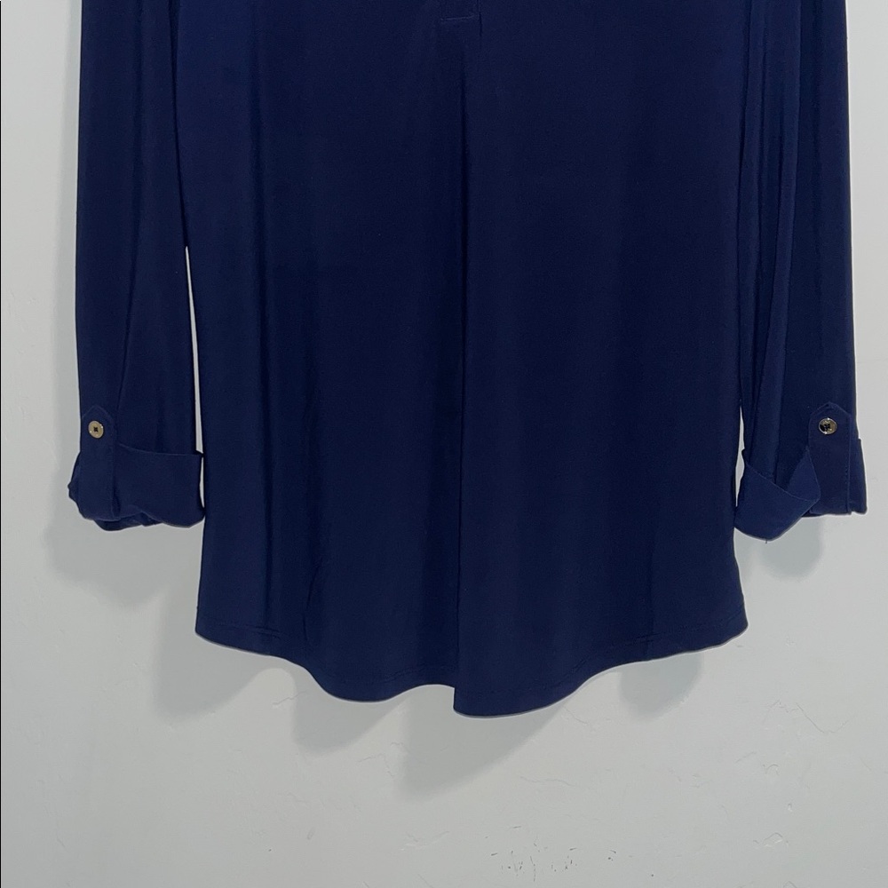 Jones New York Navy Collared Top V Neck blouse size Medium 3/4 sleeve button - Picture 4 of 6